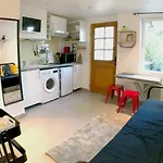 Calme Proche Paris Avec Terrasse Privative Et Jacuzzi En Option * פאליזו