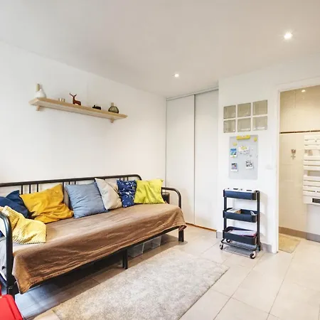 Calme Proche Paris Avec Terrasse Privative Et Jacuzzi En Option פאליזו